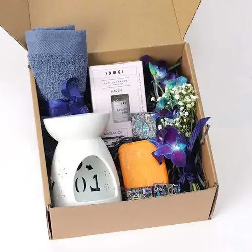 Aroma Hamper for Him - Gift Box with Aroma Oil and Chocolate