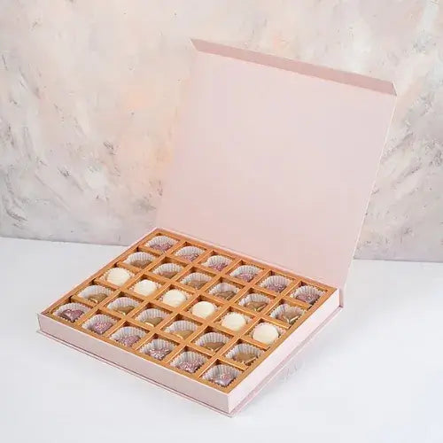 Assorted Chocolates in Gift Hamper - Buy Gifts Online UAE