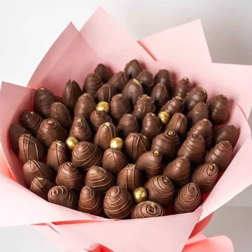 50pcs milk chocolate covered strawberries UAE