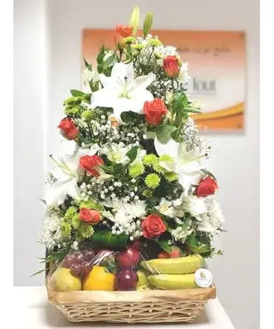 Season's Harvest: Fruit & Flower Basket (2.6kg) - Celebrate with Freshness!