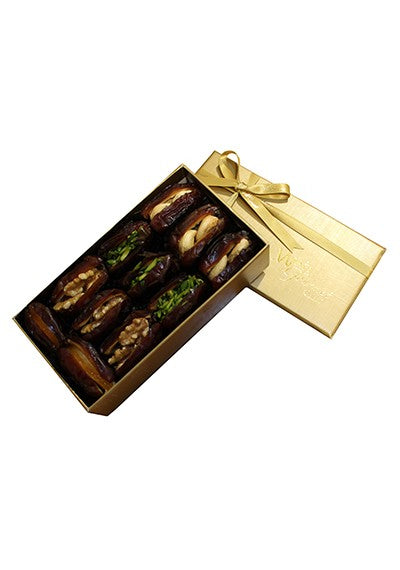 "Wafi's Gourmet Delight" Gift Box: Luxurious box showcasing a variety of premium dates.