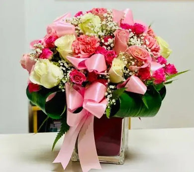  Pink & White Rose Bouquet (Romantic Gift Dubai)