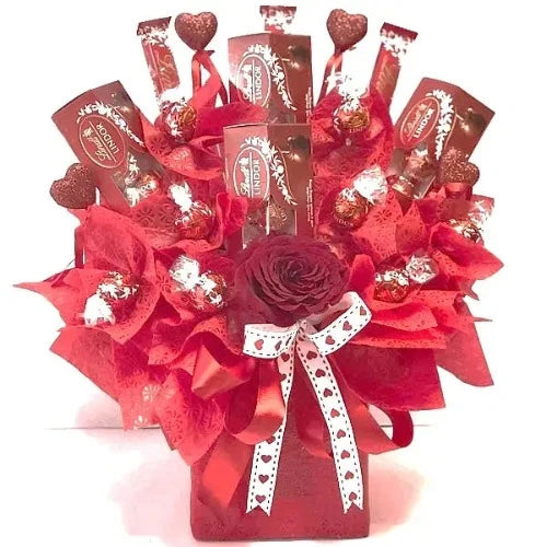 Romantic Gift full of chocolates 