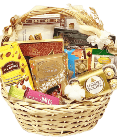 Giftshop - Ramadan Gift Basket with Arabic Sweets, Dates & Chocolates