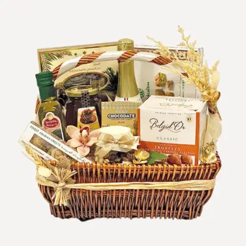 Luxury Eid Gift Box with Arabic Sweets and Treats – Giftshop.ae