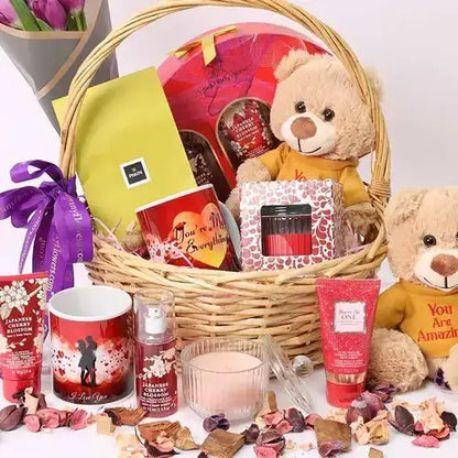 Gift Basket for Delivery in Dubai