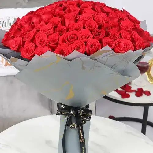 Romantic Red Roses Bouquet for Gifting in UAE