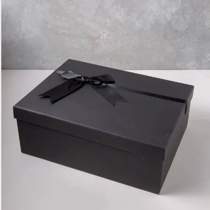 Luxury edible gift set for her in Dubai