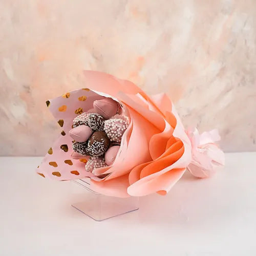 Mini Glamorous Bouquet featuring 10 milk and colored chocolate-covered strawberries arranged in a small, elegant bouquet – perfect gift in Dubai