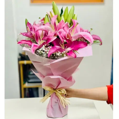 elegant-pink-lily-flower-bouquet-uae