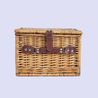 Picnic Basket for Couples in Dubai – Perfect Romantic Gift