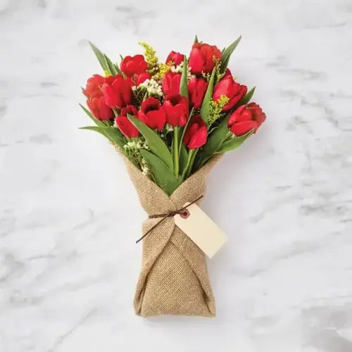 Red Tulip Bouquet Delivery UAE – Sultry Red Bouquet