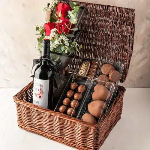 Send Valentine's Gift Hamper with Non-Alcoholic Wine in Dubai, UAE